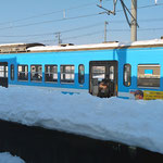 積雪の近江鉄道の駅と車輛（2022.1.3）