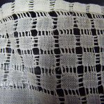 German handkerchief, finest lawn linen. Superb handworked drawn-thread lace. 25 x 25 cm. €35