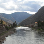 Der Fluss durch Pisaq, der auch durch Quiquijana fließt.