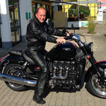 27.06.2014: Bernd Stephany aus Schopfheim mit seiner TRIUMPH Rocket III