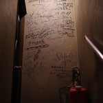 ２０１６年１１月５日ジャズ喫茶エオンタ、「偉人の壁」