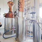 Die Destillationsbehälter