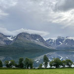 Panorama am Jægervatnet und die Lyngenalpen
