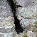 Ein Mundloch der Goldbergwerke bei Steinheid
