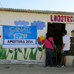 Die einladend geöffnete Ludoteca "Deditos"