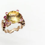 bague or rouge, citrine, saphirs roses et diamants