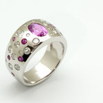 bague or blanc palladié saphirs roses et diamants