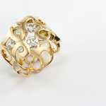 bague or jaune , diamants taille ancienne