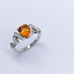 bague or blanc palladié, grnat mandarin poire et diamants
