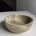 Schale Nussbaum roh 20x9 cm 2024/4