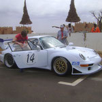 Porsche à louer N°14 de Marc de Siebenthal - http://www.mecacomponents.com