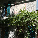 04 LES THUILLES D109 direction Les Chapeliers (GR)