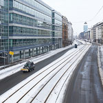 Ein einsamer Schneepflug auf der Landsberger Straße