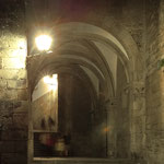 The cathedrals northern gate at night