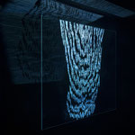 yuragi     2017     1500x1500x10mm     acrylic panel・water-based ink・video projection     (ギャラリー白kuro)　　撮影：福永一夫