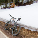 6. April: Fennberg, 1200 Meter Meereshöhe - der Winter lässt noch nicht locker.