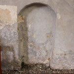 Vermauerter Eingang zu dem nicht mehr erhaltenen Sakristeianbau