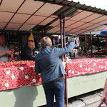 Mon marchand de fraises, il me les choisit une à une