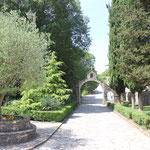 L'entrée du monastère