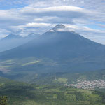 Antigua, vom Vulcan Pacaya us die naechschte Vulkaen fotografiert