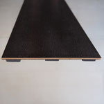 Seitenansicht Paneel - Deckschicht Echtholz ca. 1 mm auf Trägerplatte, 3 Klebstreifen