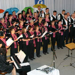 Kienzlchor mit "Singing in the Rain"