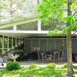 Terassinäkymä piha-alueelta  