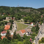 Blick zum Tettye tér und Richtung Fernsehturm