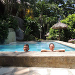Chillen im Pool unseres Eco-Hostels bei Santa Marta 