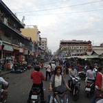 Straße in Phnom Penh / Street in Phnom Penh