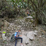 Weg von Aguas Calientes zum Machu Picchu / Way from Aguas calientes to Machu Picchu