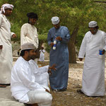 Kamelmilch im Wadi / Oman