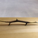 Il mondo non ha in mente te, 2023 . wood . cm 17x2x4