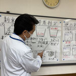 PH試薬で新米・古米の脂質を判定中！