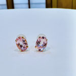 K18モルガナイトピアス（オーバルカット）　M：0.65ct×2　　縦：７mm 　幅：5.2mm　キャッチ留め式　￥27,000（税込）