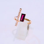 K18PGロードライトガーネット・ダイヤリング　G：1.16ct（バゲットカット）Ð：0.20ct　地金重量：2.97g 　現行サイズ：12番　￥135,000（税込）