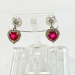 K18WGルビー・ダイヤピアス（ハートシェイプカット）　R：0.35ct×２　D:0.20ct　￥88,000（税込）