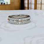 Ptダイヤメンズリング　D：0.70ct　重量：11.20g　現行サイズ：18番　￥350,000（税込）