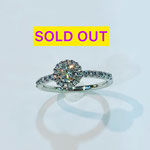Ptダイヤリング（中石：Dｶﾗｰ・VS1・TEX＆HC・0.343ct　脇石：0.19ct）￥350,000（税込）