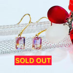 K18アメトリンピアス　Ａ：1.39ct 　1.46ct　全長：2cm　アメリカンフック式　￥77,000（税込）