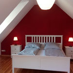 "Rotes" Schlafzimmer