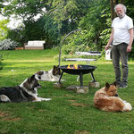 Ashanti und Martin zu Besuch, da wird angegrillt
