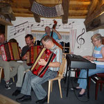 ... Musig, musig, musig...
