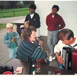 Susi Kunz mit Coutrysongs