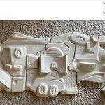 Sculpted bas-relief, fresco in volume, in ceramic by Olivia Cognet, on commission. Galerie Gabel- Biot- Côte d'Azur