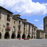 Plaza Mayor de L'Ainsa