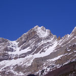 Los picos Astazu sobre Pineta