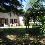 la terrasse au nord avec son jardin