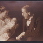 1922