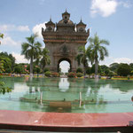 Patou Xai, Vientiane / Laos, Copyright © 2011